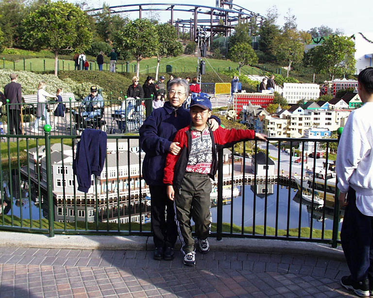 LegoLand_YanMom_Taylor_02